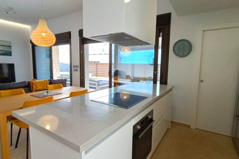 10699_stunning_modern_villa_050625163917_kitch_1