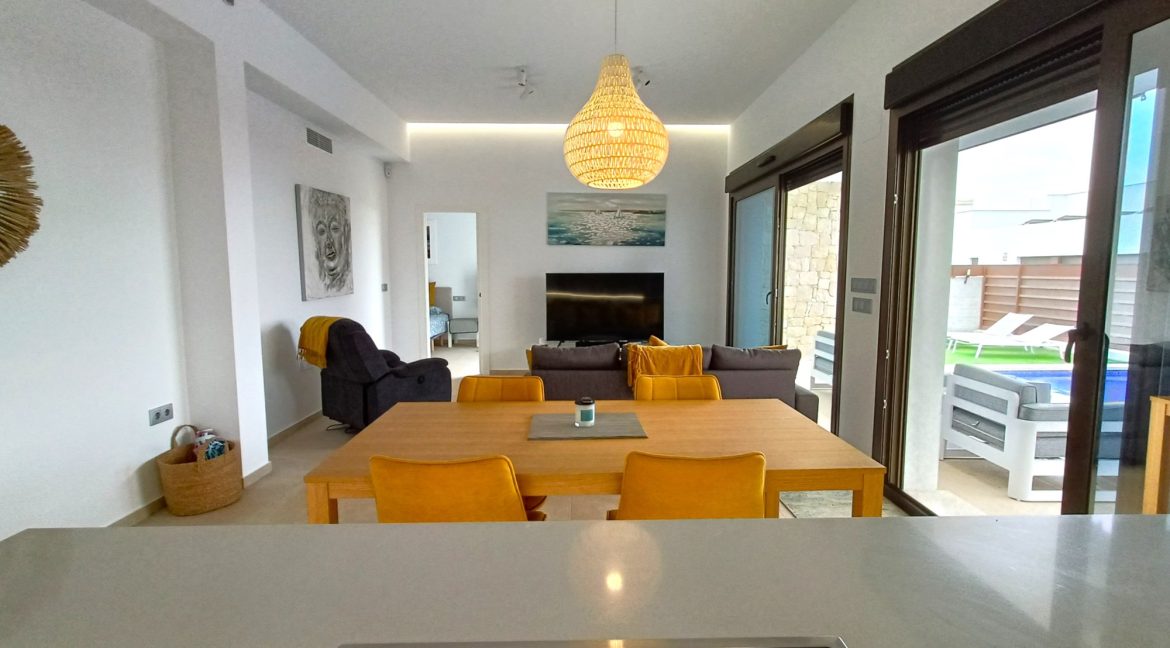 10699_stunning_modern_villa_050625164047_lounge_7