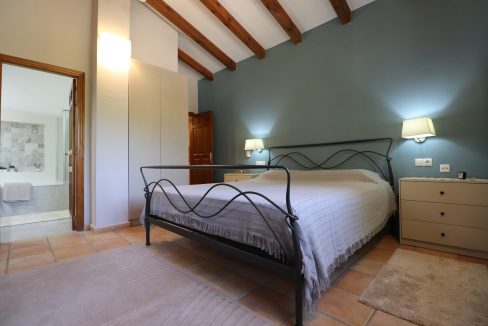 11.5363bed1