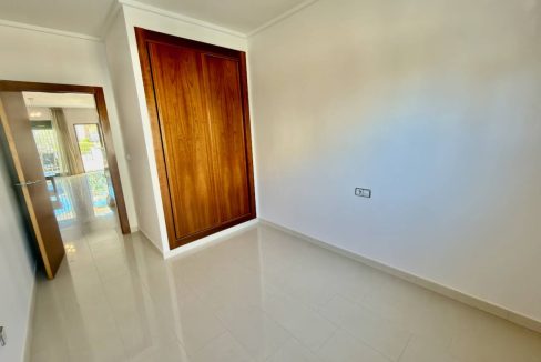 11883982_xl