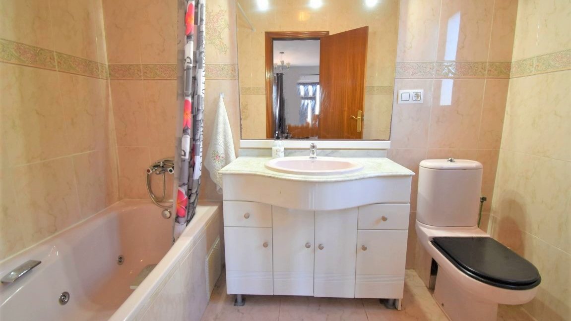 11OC1706Bath