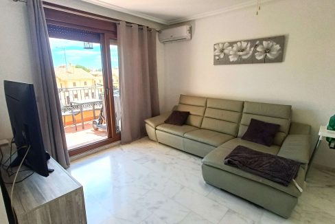 13171_stunning_top_floor_apartment_with_private_solarium_150426123811_3