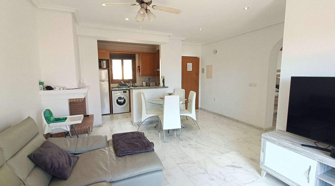 13171_stunning_top_floor_apartment_with_private_solarium_150426123811_5