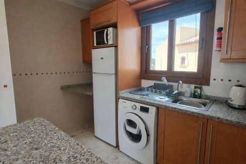 13171_stunning_top_floor_apartment_with_private_solarium_150426124041_7