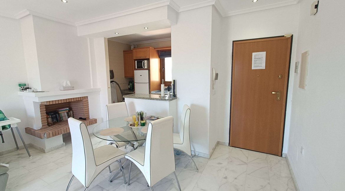 13171_stunning_top_floor_apartment_with_private_solarium_150426124139_8