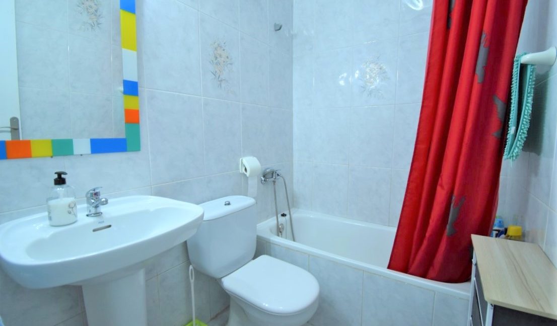 13OC1706Bath2