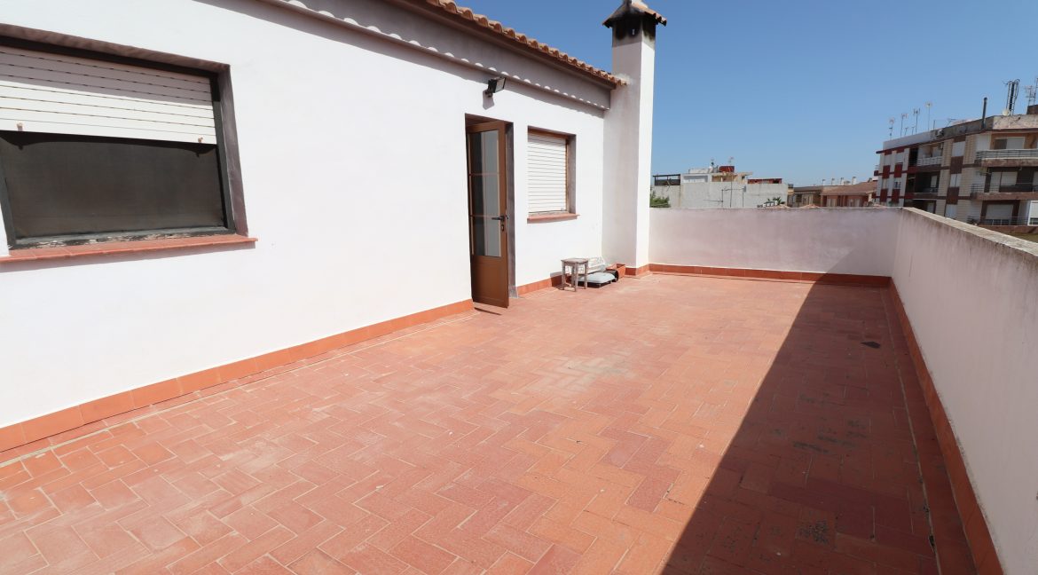 2.4945terrace