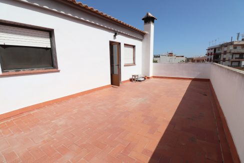 2.4945terrace
