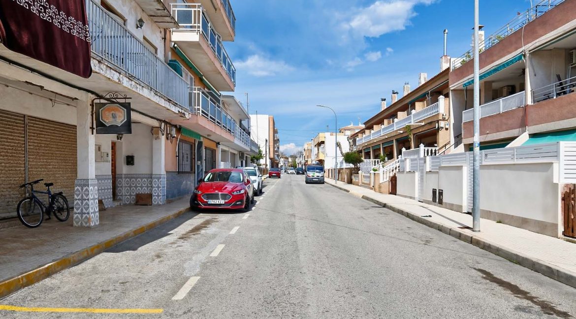222_491_townhouse_for_sale_in_torre_de_la_horadada_120326103038_dscf7466