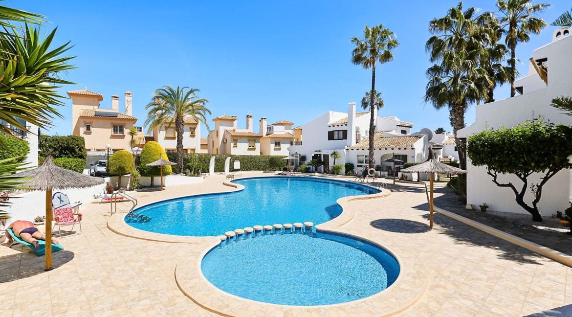246_townhouse_for_sale_in_cabo_roig_230426085307_dscf2764