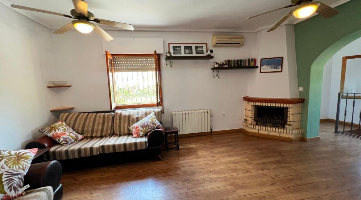 247_detached_villa_for_sale_in_pinar_de_campoverde_110626141018_photo_2026_06_11_14_04_36_3