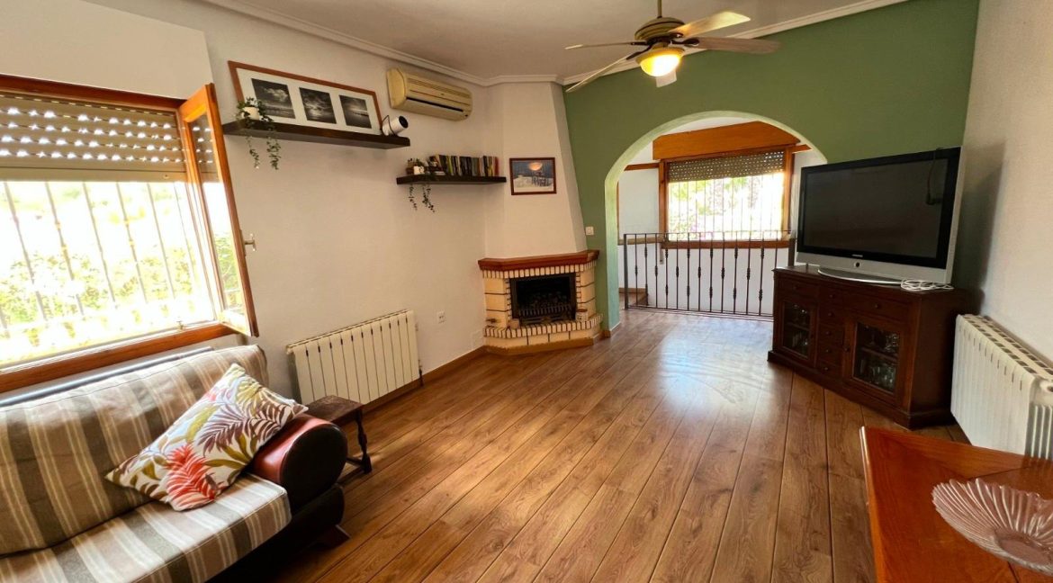 247_detached_villa_for_sale_in_pinar_de_campoverde_110626141019_photo_2026_06_11_14_04_38_4