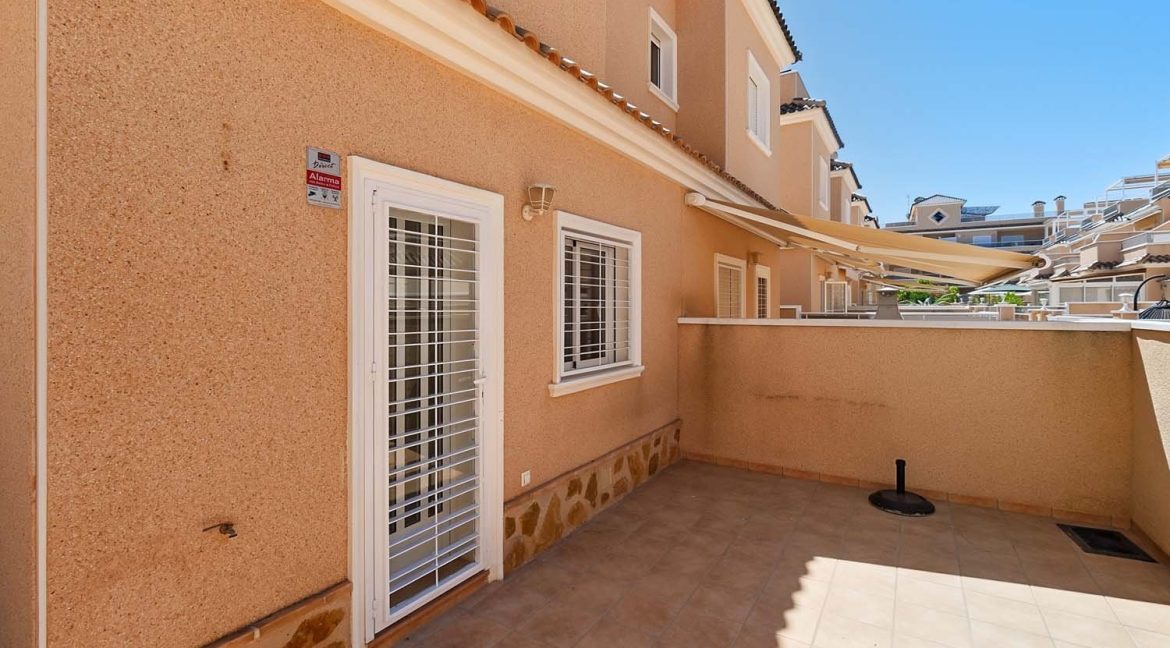 288_537_townhouse_for_sale_in_torre_de_la_horadada_060726103712_dscf1556