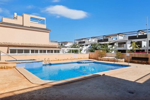 288_537_townhouse_for_sale_in_torre_de_la_horadada_060726103712_dscf1591