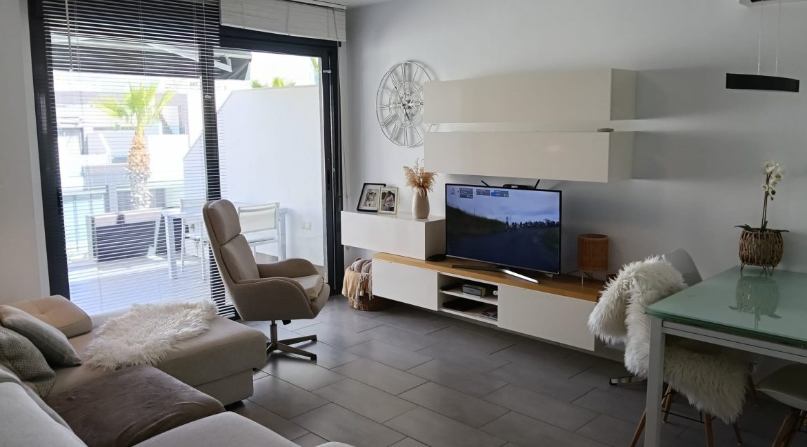 293_apartment_for_sale_in_punta_prima_220726124028_photo_2026_07_21_16_15_30_4