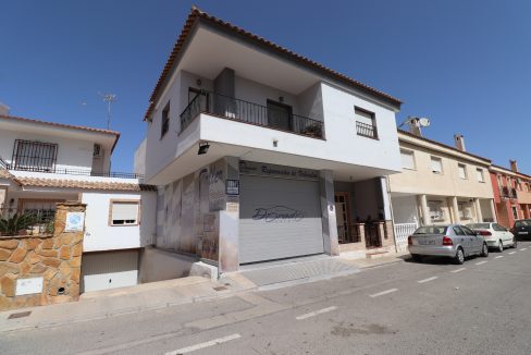 3.houseandbusiness