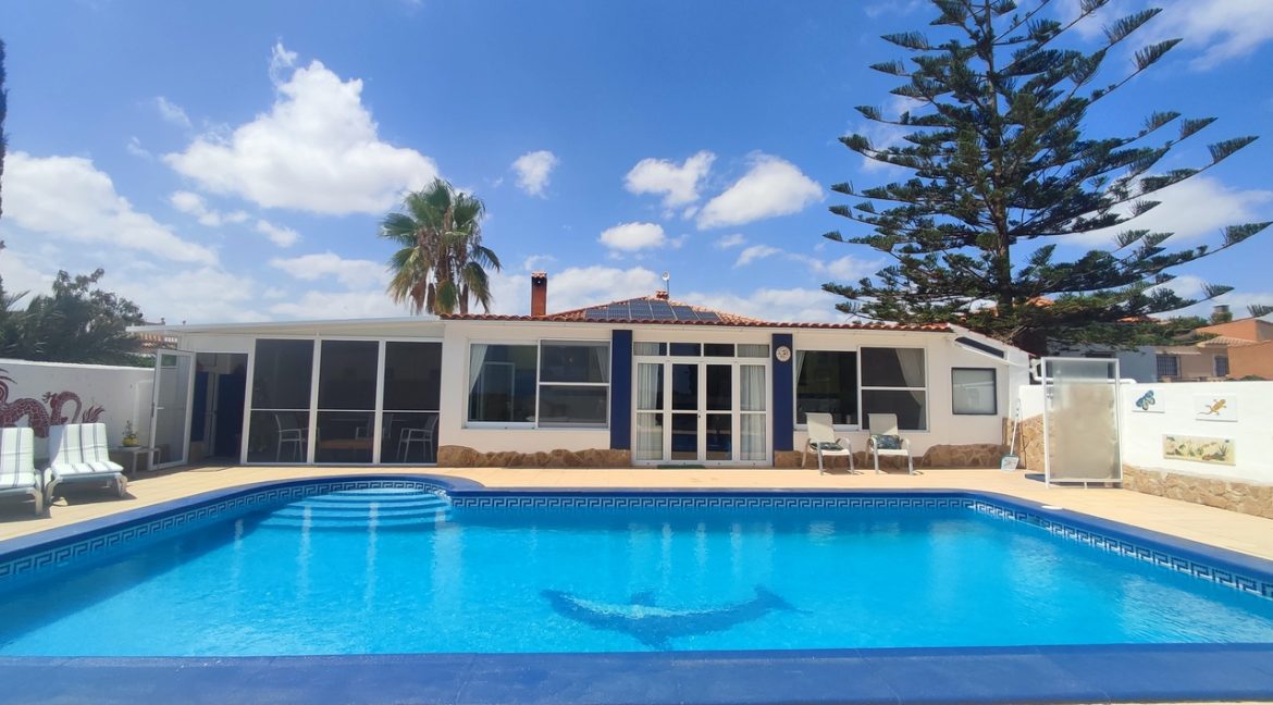 30207-villa-for-sale-in-gea-y-truyols-21854635-large