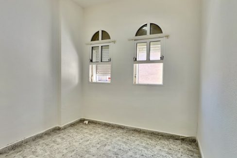 526689_xl