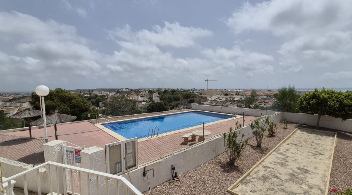 537210_xl