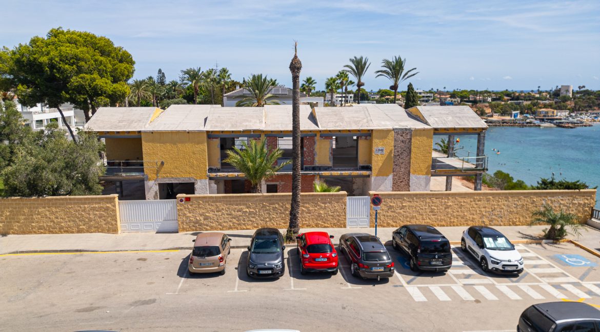 6a50d6ba40971_Large-villa-10