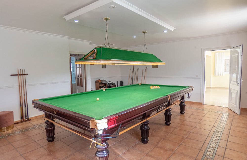 8093_stunning_reformed_countryside_villa_051024103506_p1210345