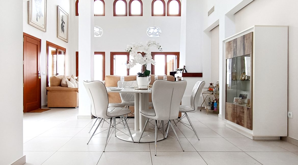CasaCreative_SunSurehub_El_Valle_Azabache_Villa_dining_03-scaled