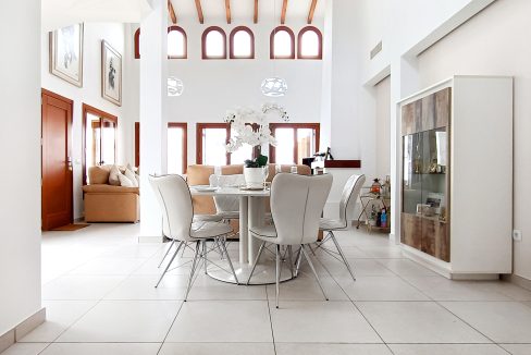 CasaCreative_SunSurehub_El_Valle_Azabache_Villa_dining_03-scaled