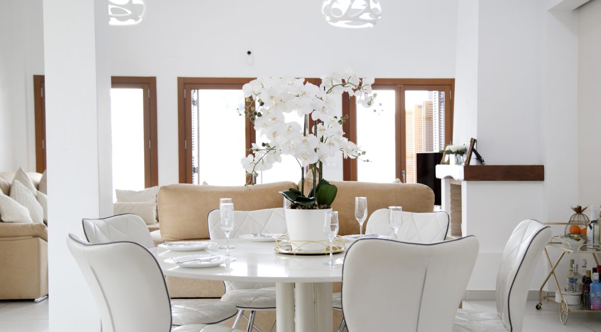 CasaCreative_SunSurehub_El_Valle_Azabache_Villa_dining_09-scaled