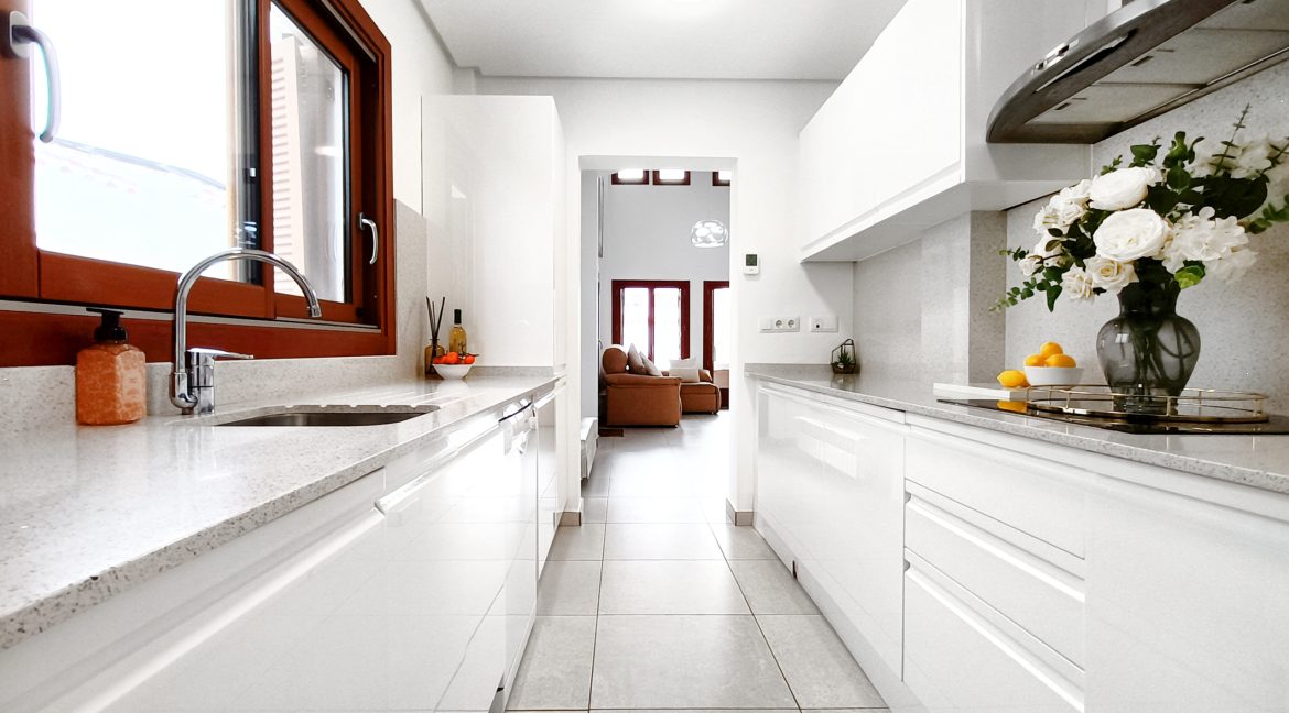 CasaCreative_SunSurehub_El_Valle_Azabache_Villa_kitchen_01-scaled